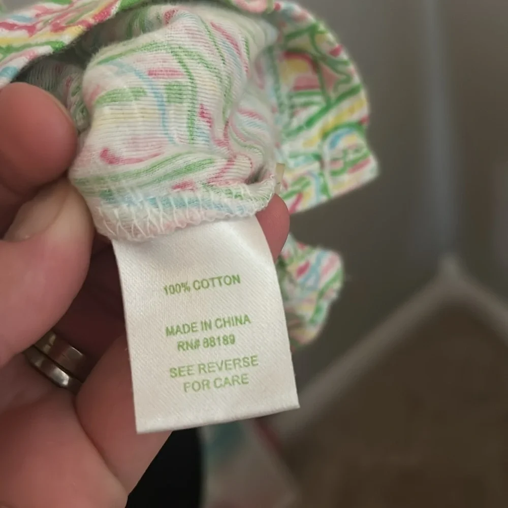 Lily Pulitzer large 3/4 button down  F - Picture 8 of 8